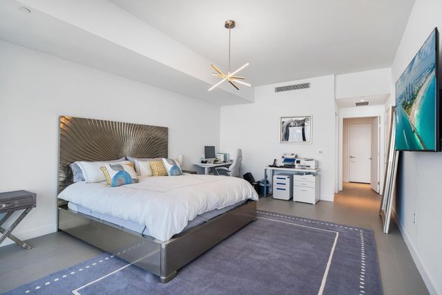 500 Alton 2702, Miami Beach, FL 33139
