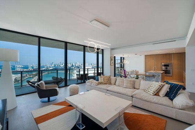 500 Alton 2702, Miami Beach, FL 33139