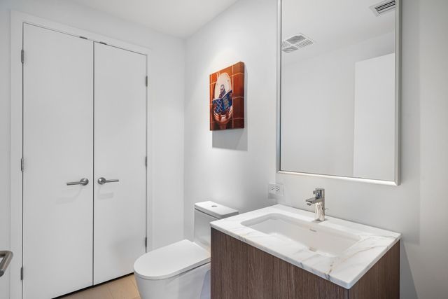 500 Alton 2702, Miami Beach, FL 33139