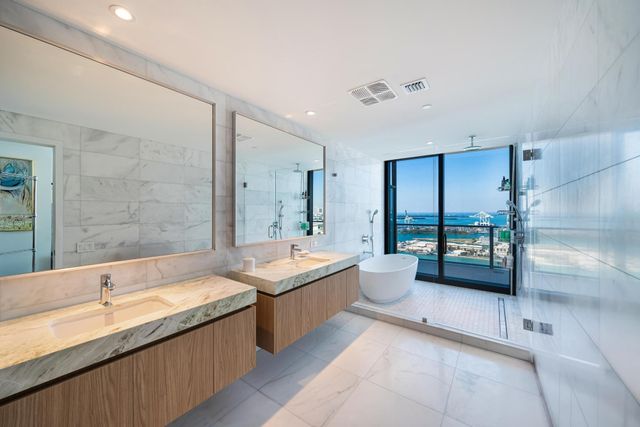 500 Alton 2702, Miami Beach, FL 33139