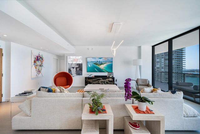 500 Alton 2702, Miami Beach, FL 33139