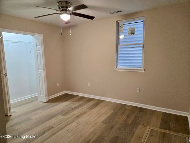 2220 Griffiths Ave, Louisville, KY 40212
