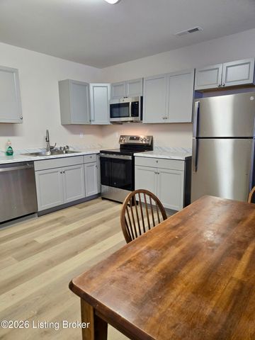 2220 Griffiths Ave, Louisville, KY 40212