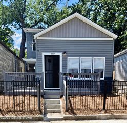 2220 Griffiths Ave, Louisville, KY 40212