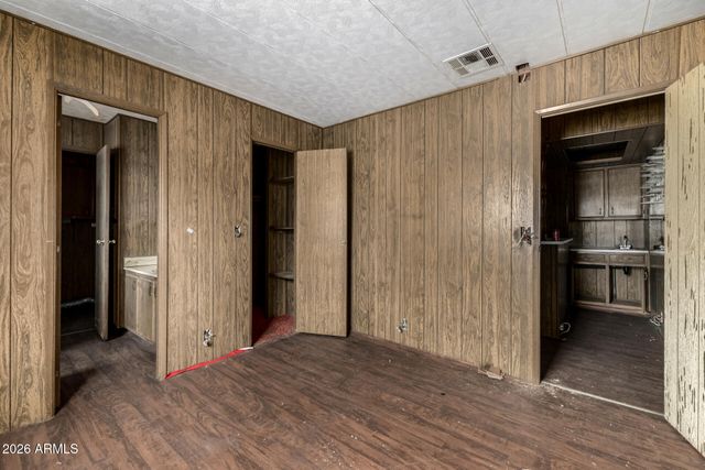 7637 E FLOSSMOOR Avenue, Mesa, AZ 85208