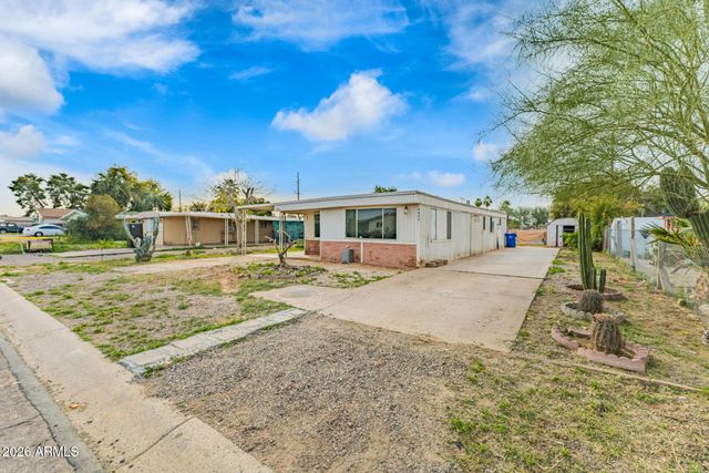 7637 E FLOSSMOOR Avenue, Mesa, AZ 85208