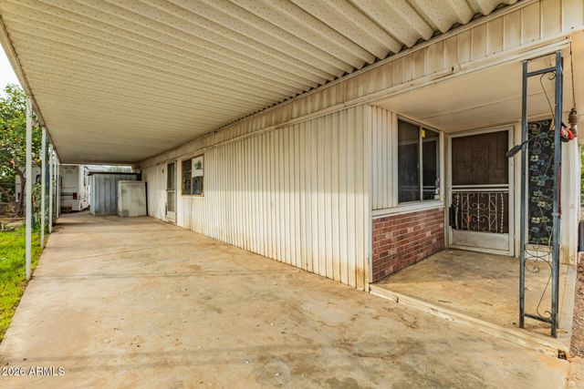 7637 E FLOSSMOOR Avenue, Mesa, AZ 85208