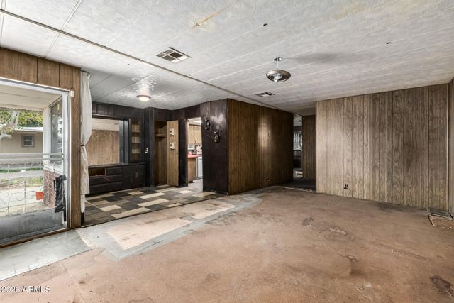 7637 E FLOSSMOOR Avenue, Mesa, AZ 85208