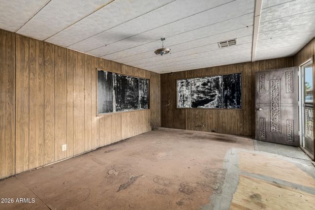 7637 E FLOSSMOOR Avenue, Mesa, AZ 85208