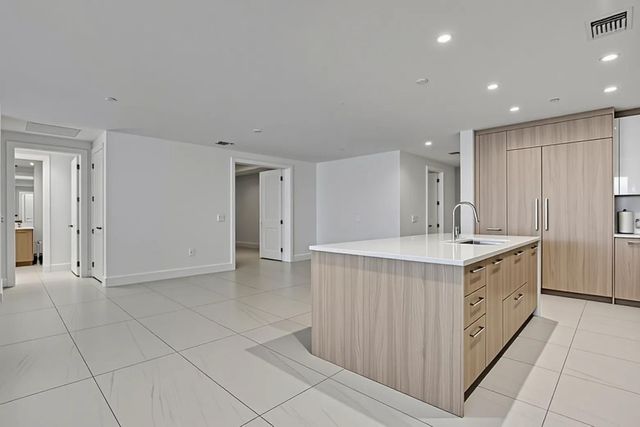 153 N Seabreeze Boulevard S-1601, Fort Lauderdale, FL 33304