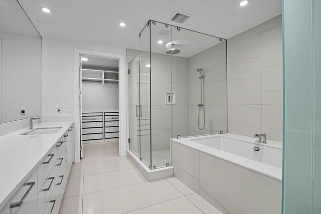 153 N Seabreeze Boulevard S-1601, Fort Lauderdale, FL 33304