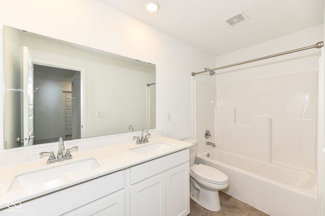 2171 Cooper Run Lane, Whitestown, IN 46075