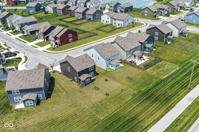 2171 Cooper Run Lane, Whitestown, IN 46075