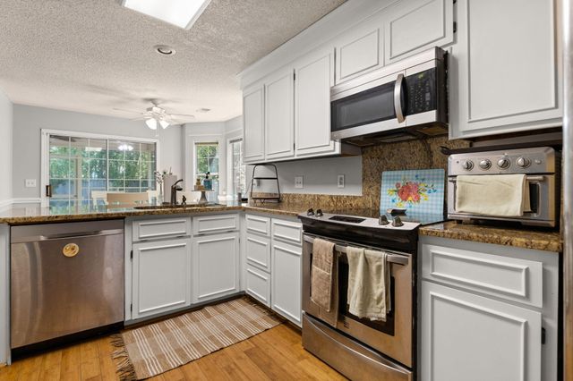 105 Queens Court, Goose Creek, SC 29445