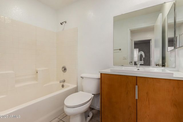 8759 W CORONADO Road, Phoenix, AZ 85037