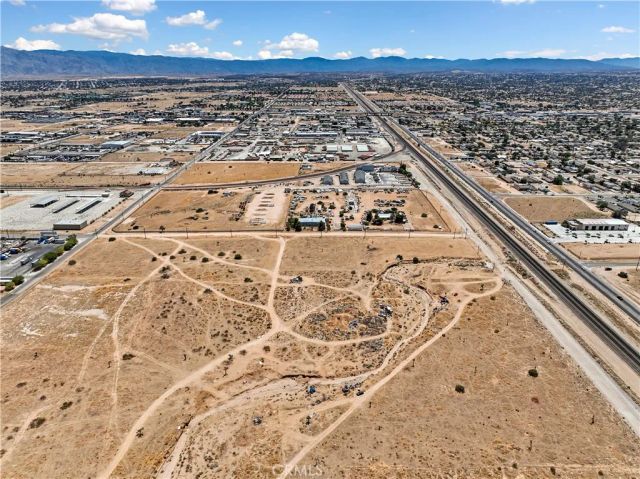 108900 Hercules, Hesperia, CA 92345