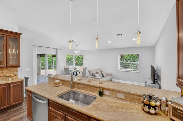 6170 Pitch Lane, Boynton Beach, FL 33437
