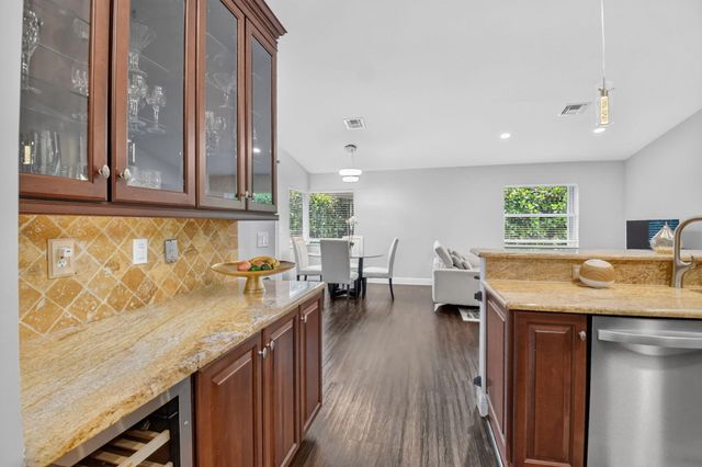 6170 Pitch Lane, Boynton Beach, FL 33437