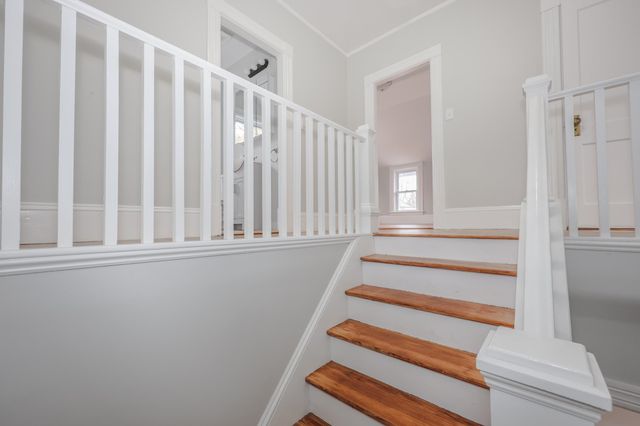 958 Hanover Street, Manchester, NH 03104