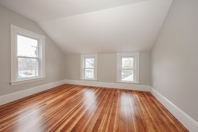 958 Hanover Street, Manchester, NH 03104