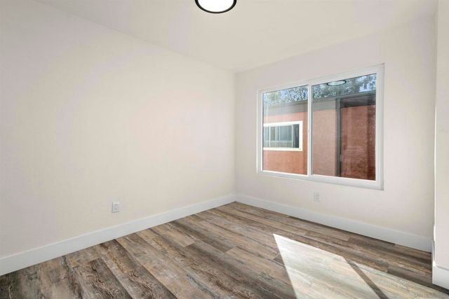 1611 Pentecost Way 3, San Diego, CA 92105