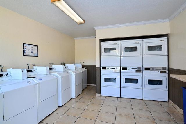 1611 Pentecost Way 3, San Diego, CA 92105