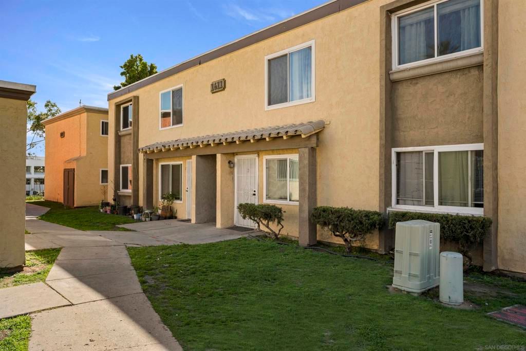 1611 Pentecost Way 3, San Diego, CA 92105