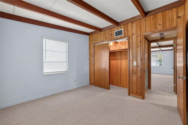 4136 CR 400, Lake Panasoffkee, FL 33538