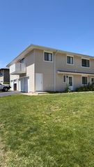 29W603 Winchester Circle 4, Warrenville, IL 60555