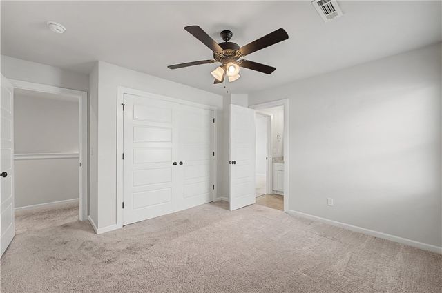 1703 W Broadway Place, Rogers, AR 72758