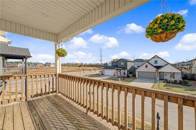 1703 W Broadway Place, Rogers, AR 72758