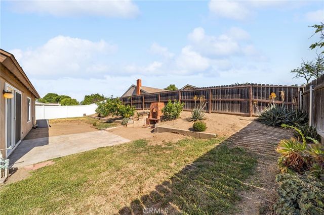 3151 Neptune Drive, Riverside, CA 92503