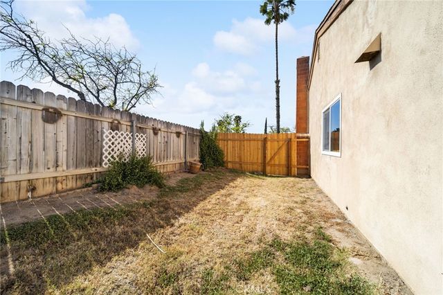 3151 Neptune Drive, Riverside, CA 92503