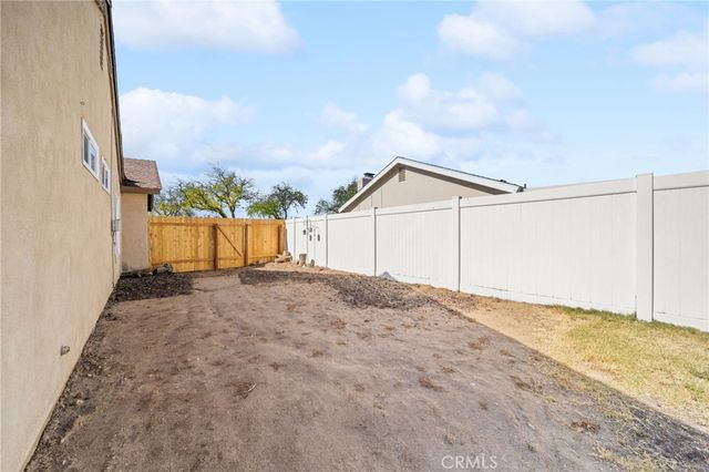 3151 Neptune Drive, Riverside, CA 92503