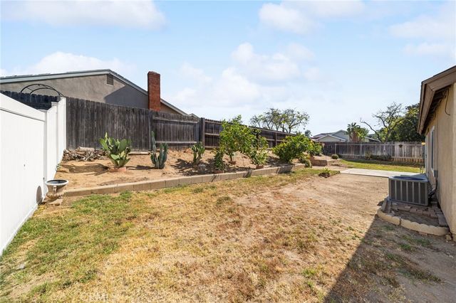 3151 Neptune Drive, Riverside, CA 92503