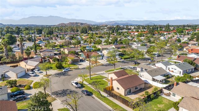 3151 Neptune Drive, Riverside, CA 92503