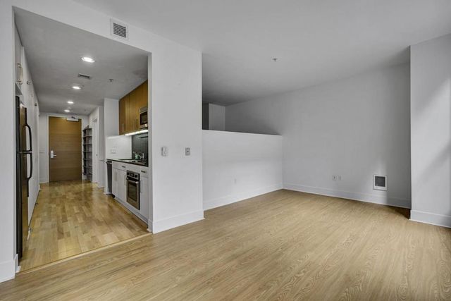 74 New Montgomery Street 313, San Francisco, CA 94105
