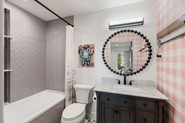 2626 Reagan Street, Houston, TX 77009