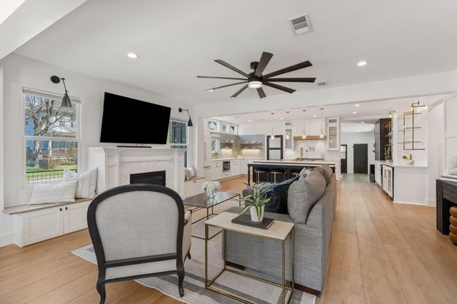 2626 Reagan Street, Houston, TX 77009