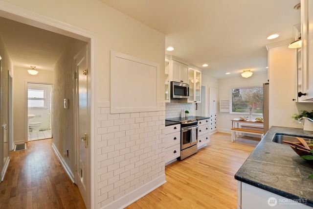 3924 N 12th Street, Tacoma, WA 98406