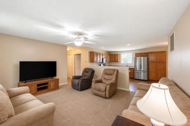 517 N Elm Street 517 N Elm Street, Bellefontaine, OH 43311