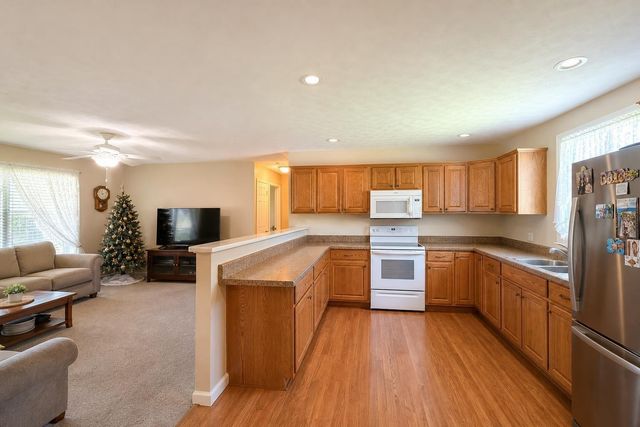 517 N Elm Street 517 N Elm Street, Bellefontaine, OH 43311