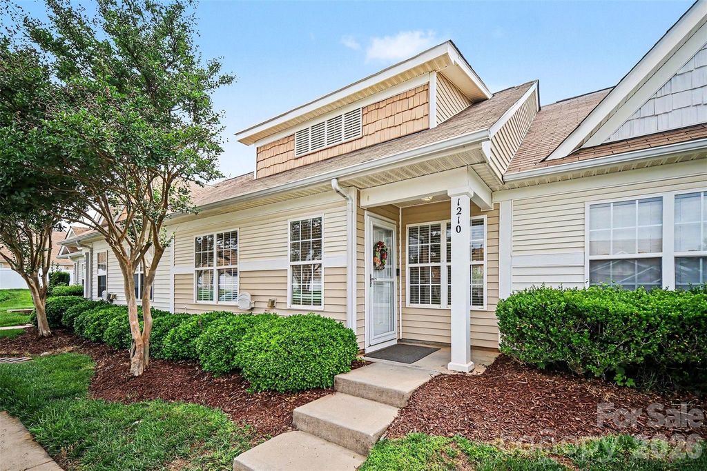 1210 Sheldon Brook Lane, Fort Mill, SC 29707