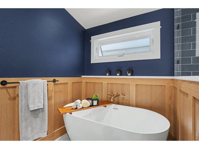 700 4th St, Windsor, CO 80550
