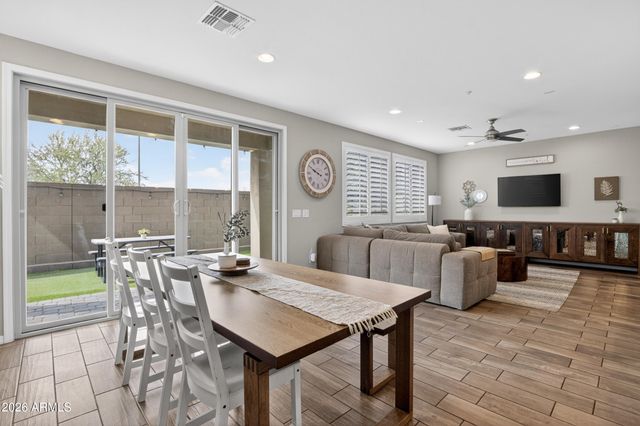 2419 W GLORIA Lane, Phoenix, AZ 85085