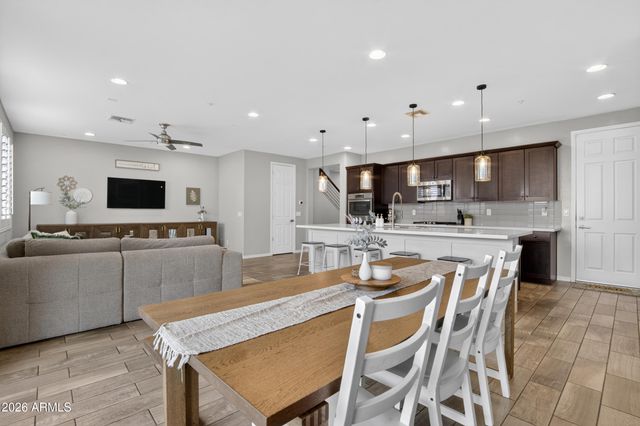 2419 W GLORIA Lane, Phoenix, AZ 85085