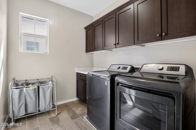 2419 W GLORIA Lane, Phoenix, AZ 85085