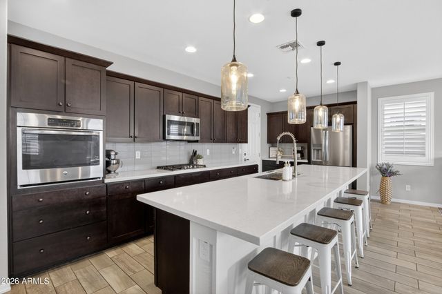 2419 W GLORIA Lane, Phoenix, AZ 85085