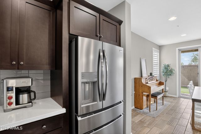 2419 W GLORIA Lane, Phoenix, AZ 85085