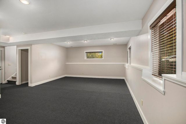 220 Parkview Drive, Kingsley, MI 49649